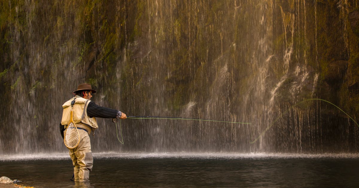 Fly fishing in Oregon